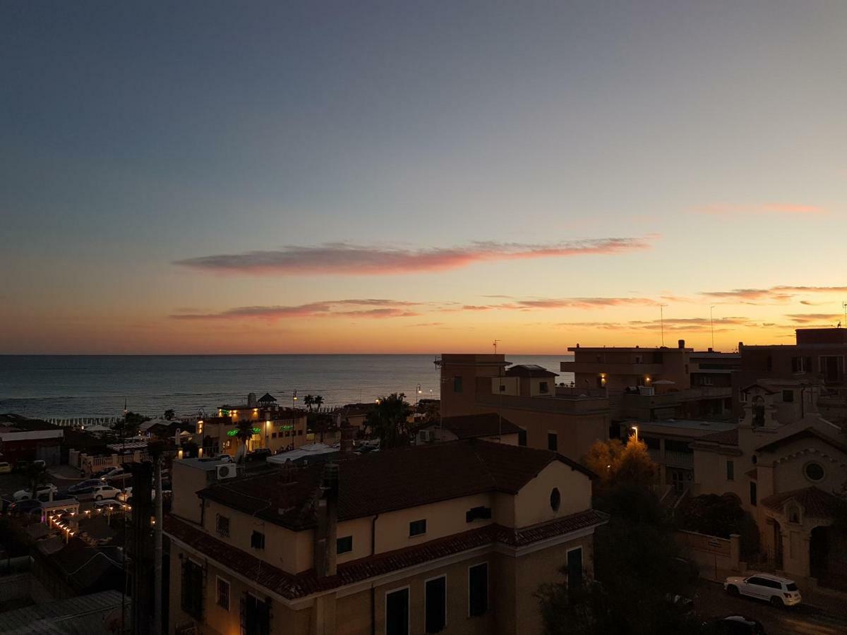 Mary'S Penthouse Lido di Ostia Exterior foto